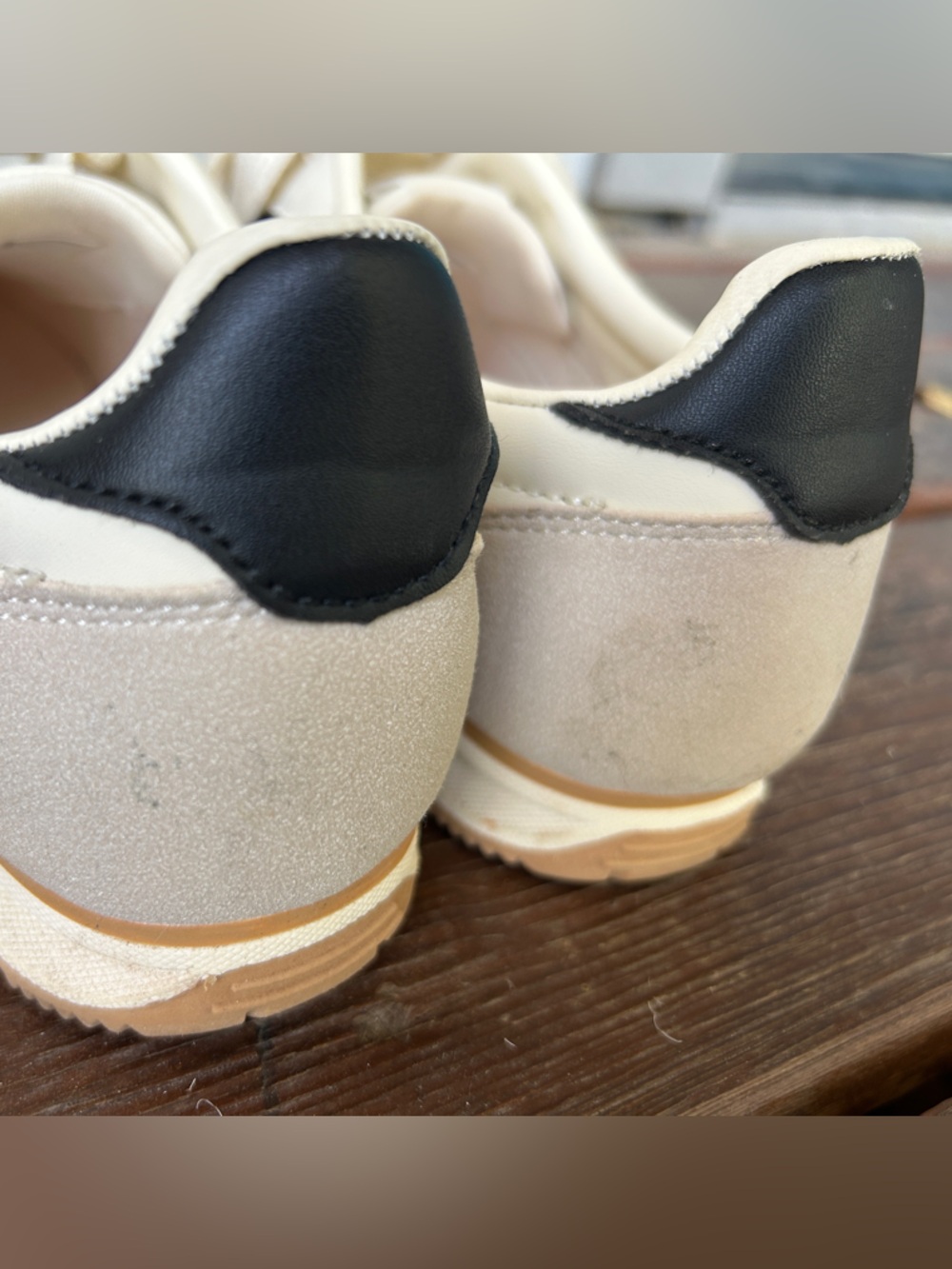 NO BOUNDARIES, Size 8, Retro Cream & Black Casual Sneakers - Picture 9 of 9